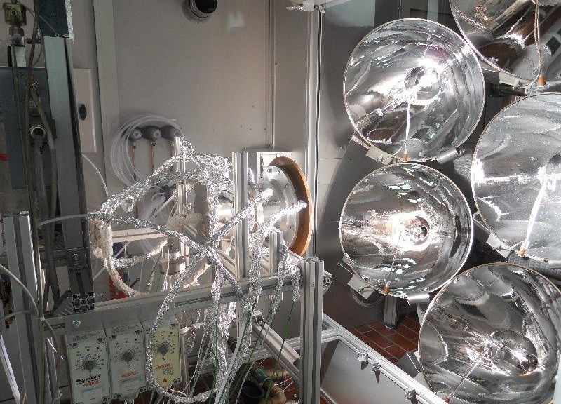wpid-22786_PictureSolarReactor.jpg