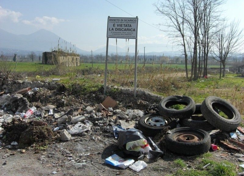 wpid-25983_discaricaabusiva.jpg