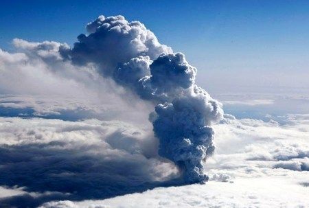 wpid-7931_vulcano.jpg